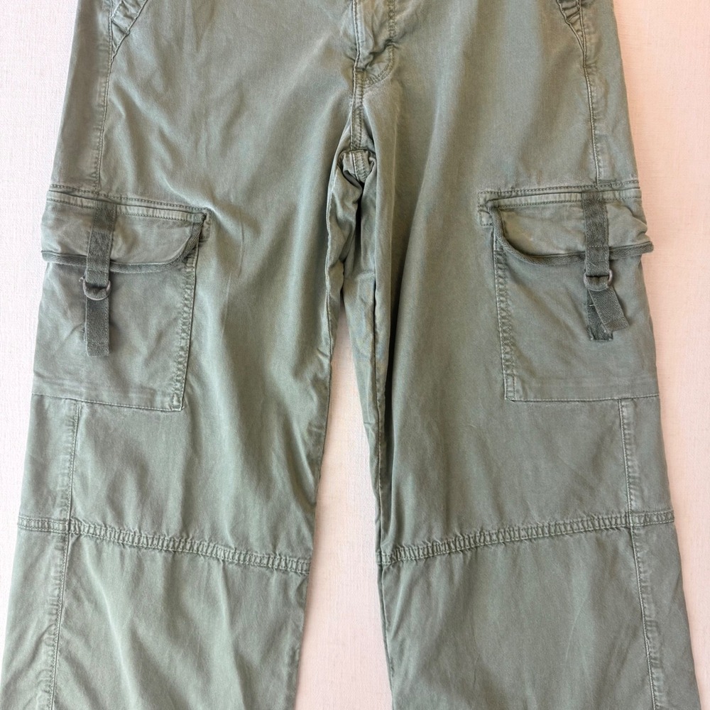 American Eagle Outfitters Olive Cargo Wide-Leg Trousers - Picture 8 of 13